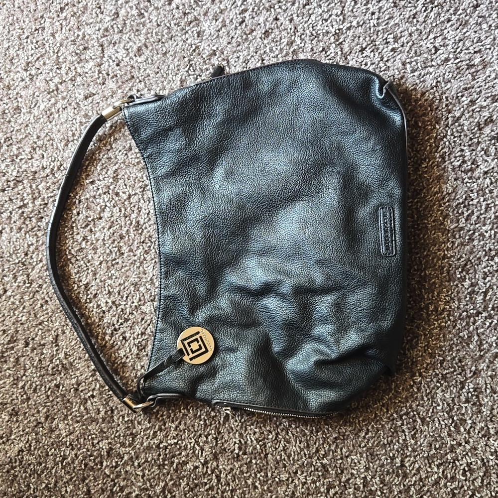 Black shoulder bag